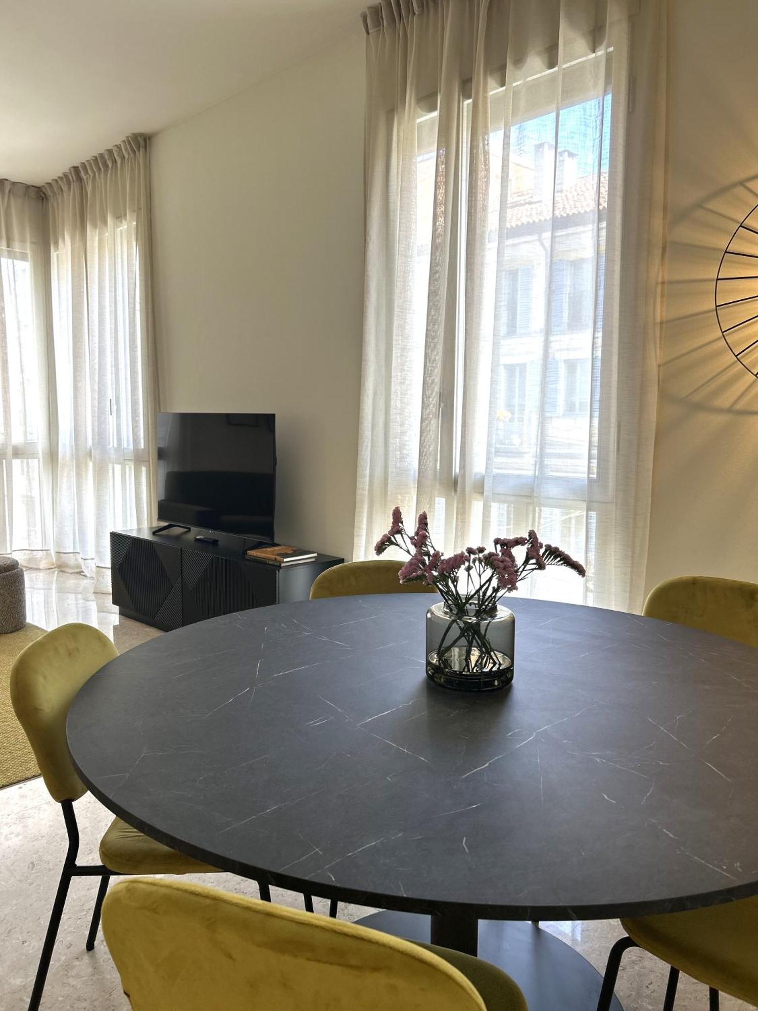 Fifty Eight Missori Three Bedrooms * Milán